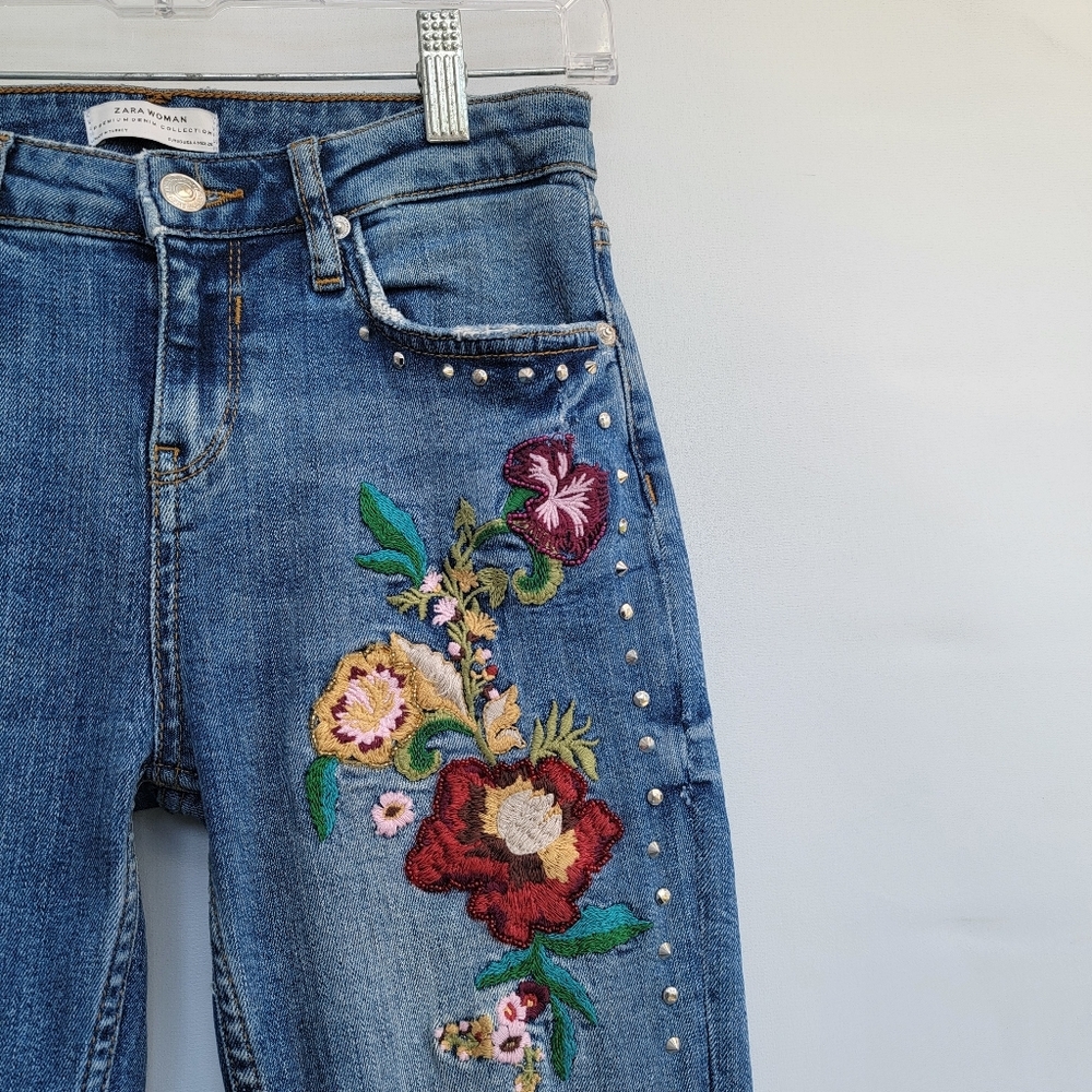 Zara Distressed Embroidered Studded Skinny Jeans Size 4 Floral Boho Rock N Roll - Picture 7 of 16